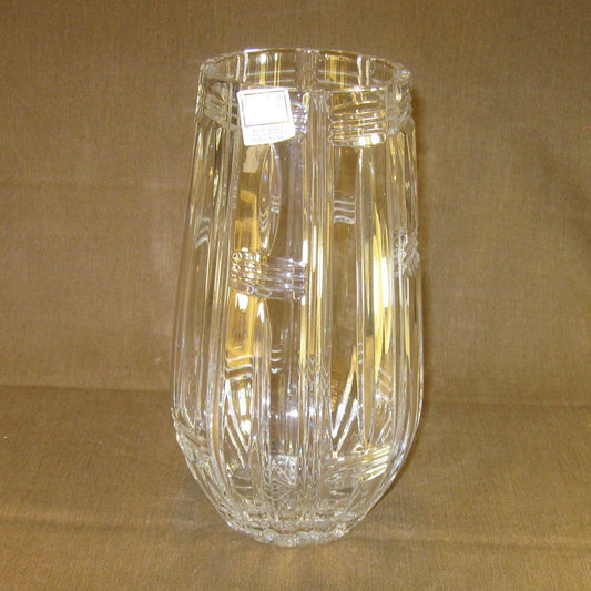 Fifth Avenue Crystal Vase Metropolitan colection NIB