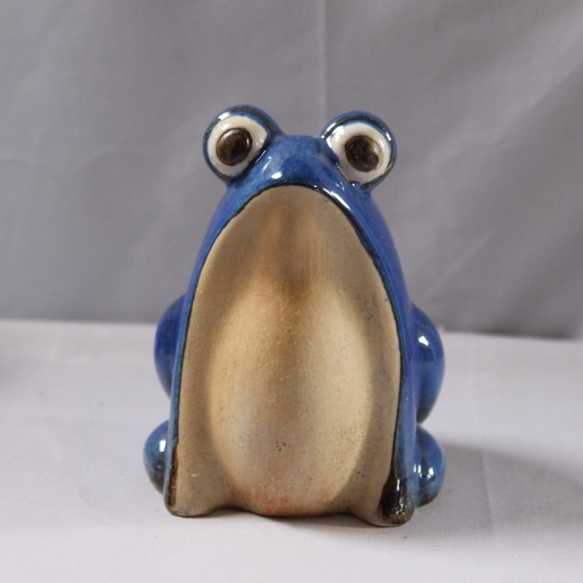 CERAMIC BLUE FROG 14cm